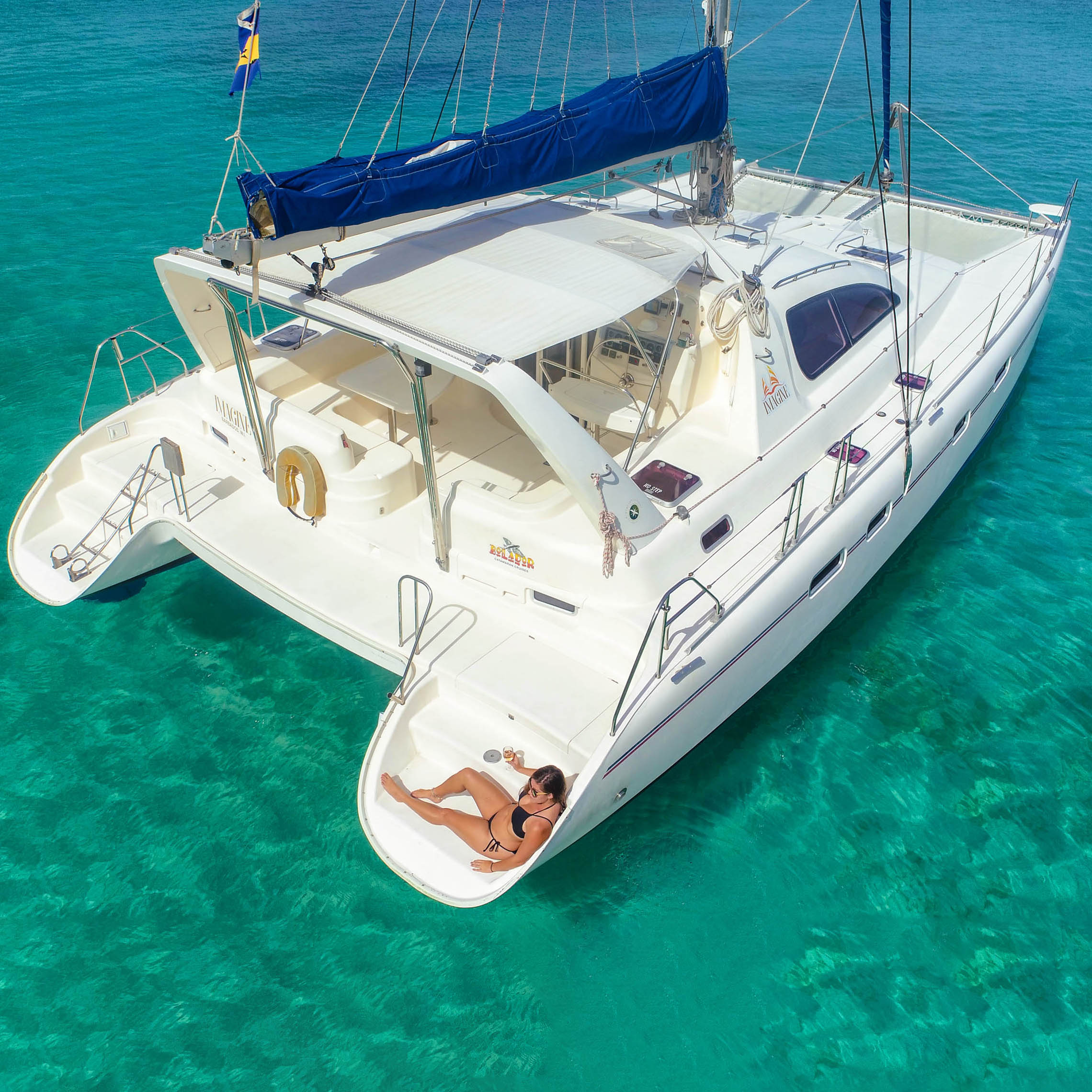 Imagine, the cabin catamaran operated by Bolador Tours